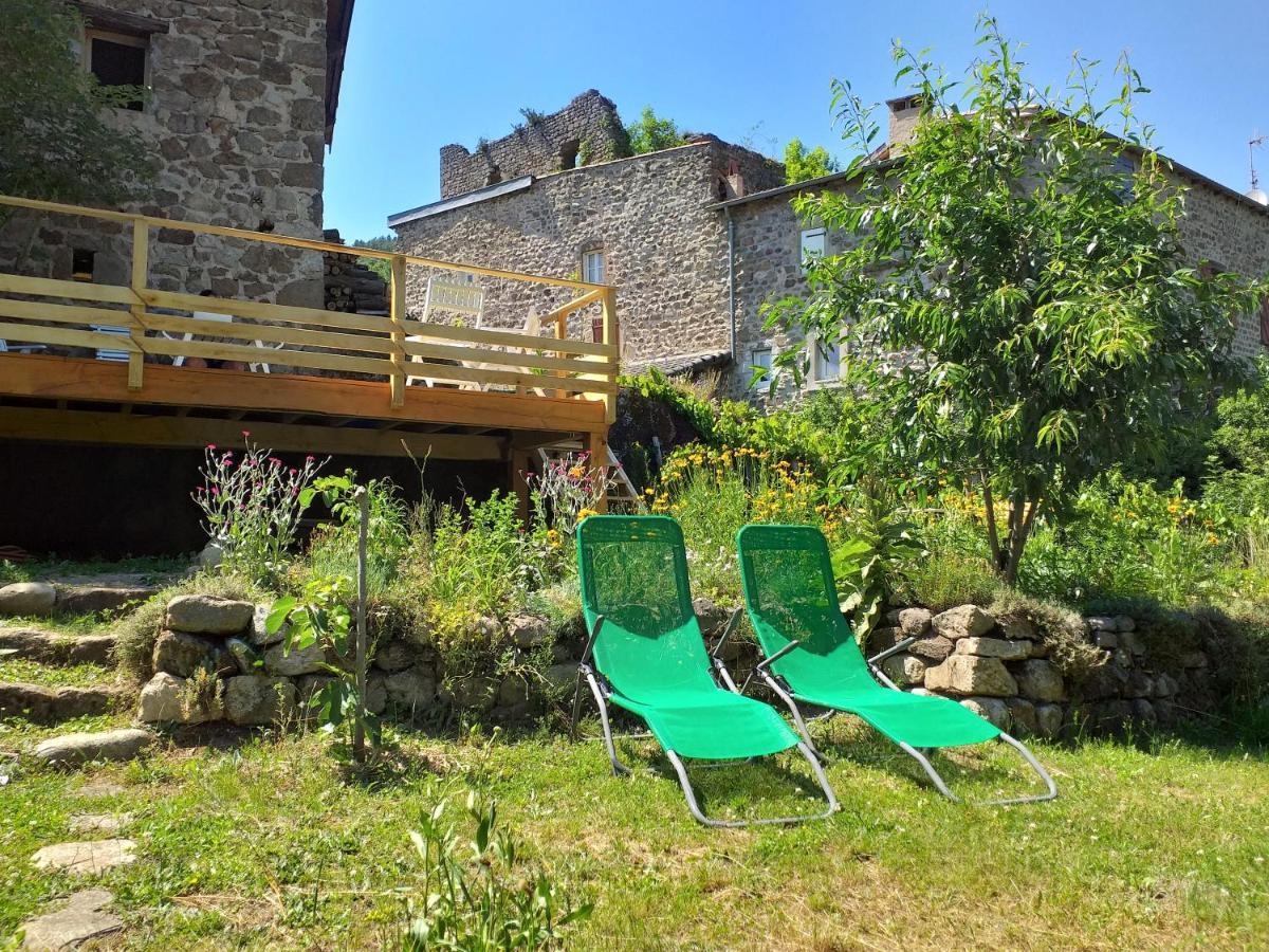 Les Pentes Du Chateau De Retourtour Lamastre Exteriér fotografie