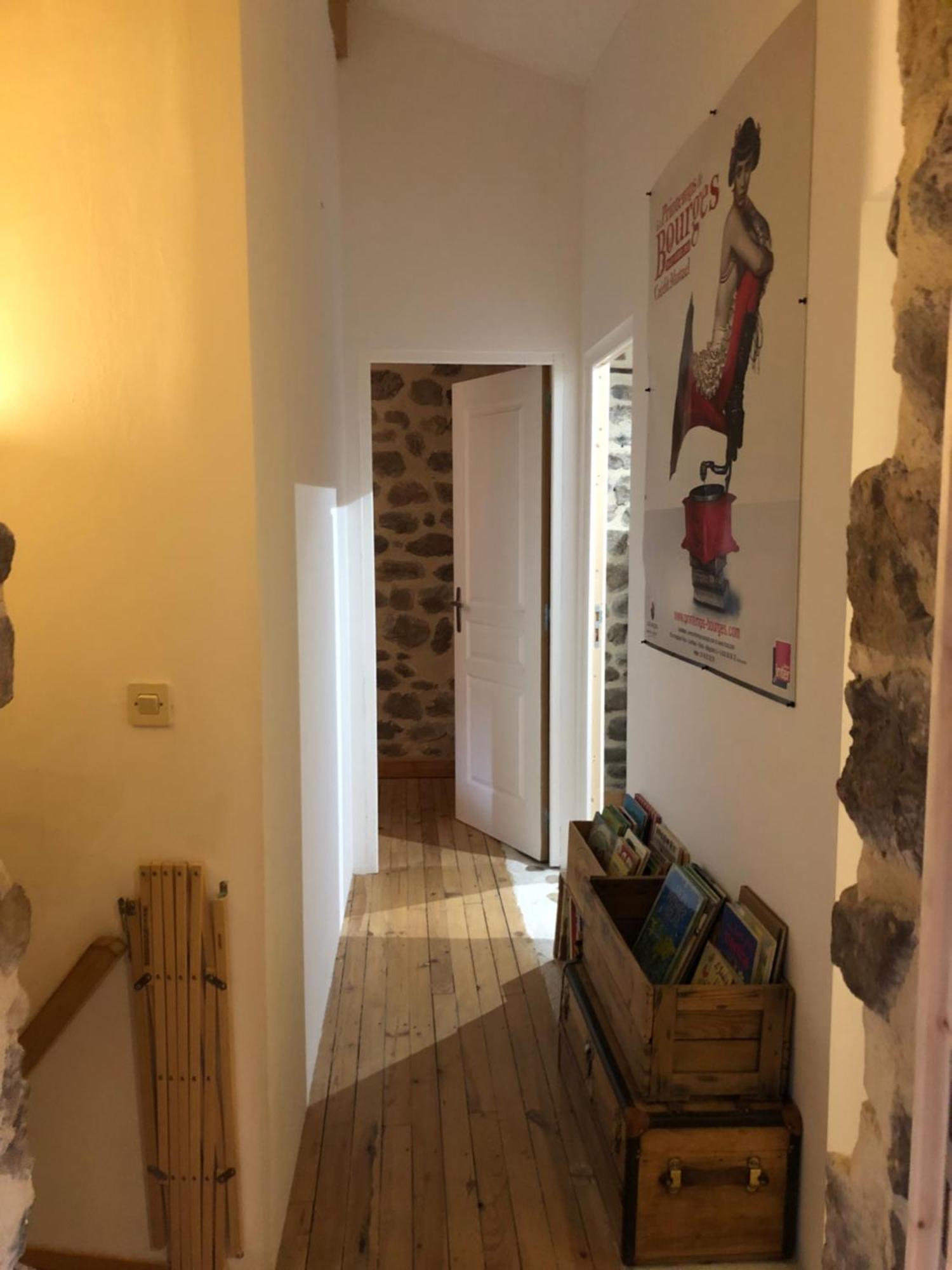 Les Pentes Du Chateau De Retourtour Lamastre Exteriér fotografie